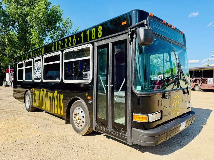 The-Black-Stallion-Party-Bus-1-Rental