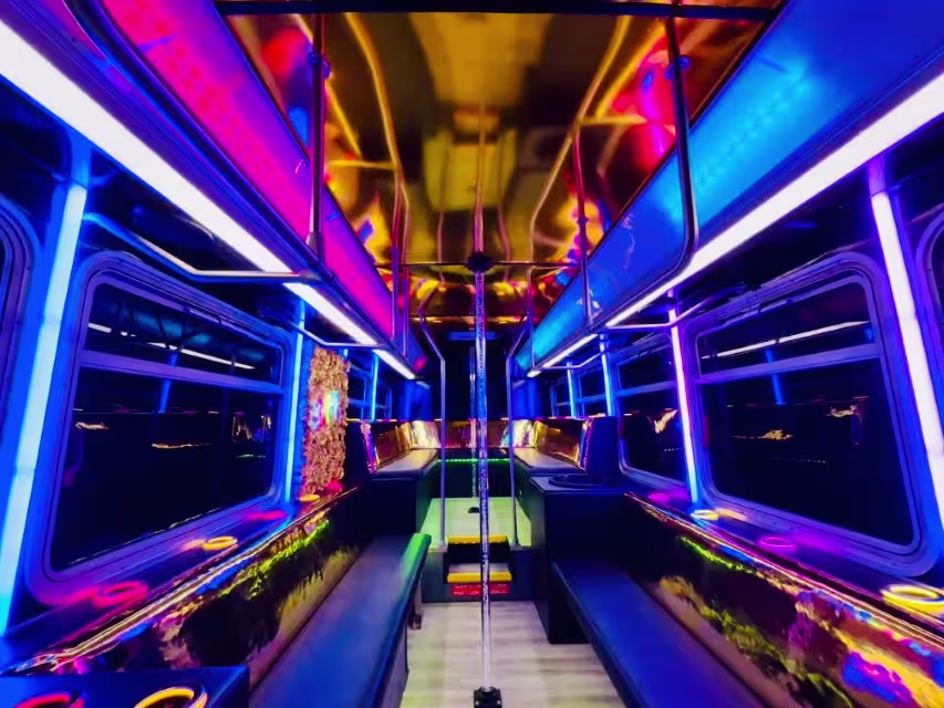 The-Black-Stallion-Party-Bus-12-St-Paul
