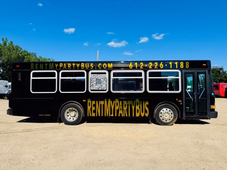 The Black Stallion Party Bus 4 Minneapolis