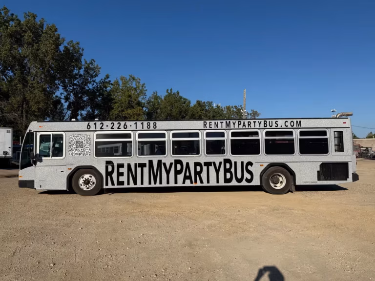 The Bling Bling Party Bus 3 Minnesota 1000w