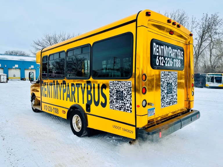 The-Goldilocks-Party-Bus-5-Rentals-MN