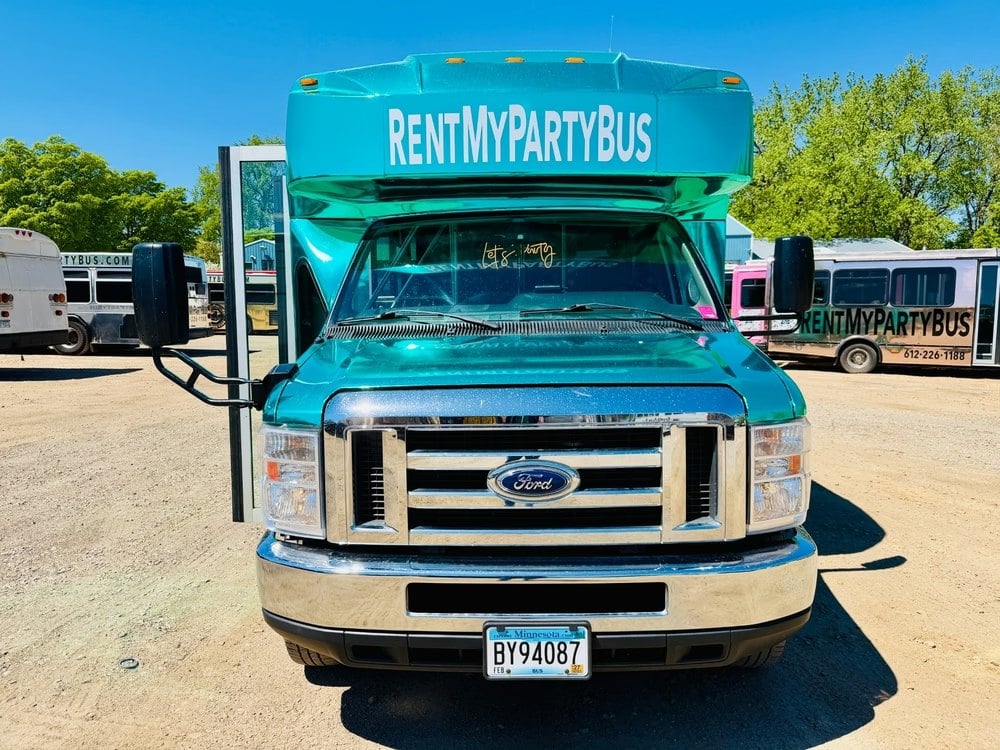 St Paul, party bus rental in the Twin Cities